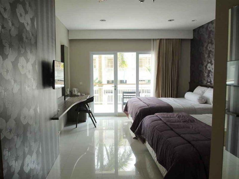 Aquarium Hotel Pangandaran Eksteriør billede