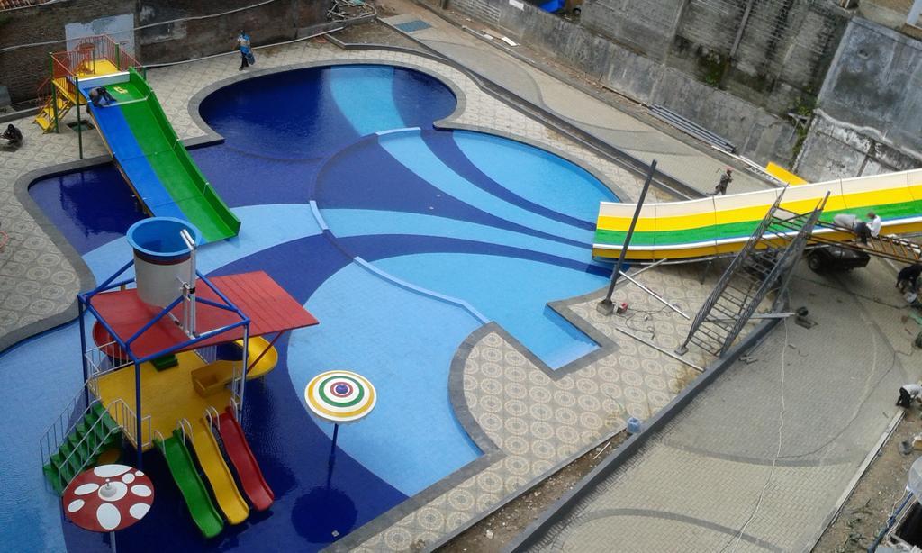 Aquarium Hotel Pangandaran Værelse billede