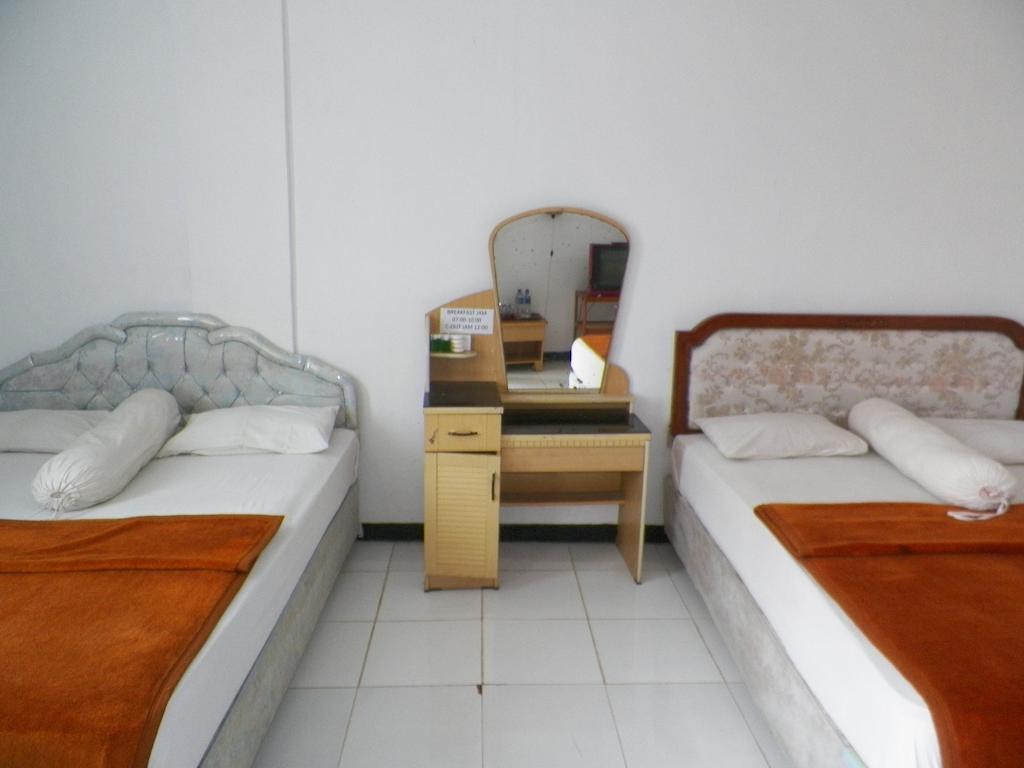Aquarium Hotel Pangandaran Værelse billede